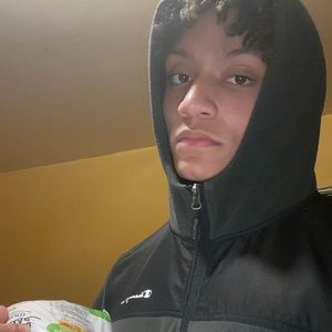 Meet your Posher, Christopher